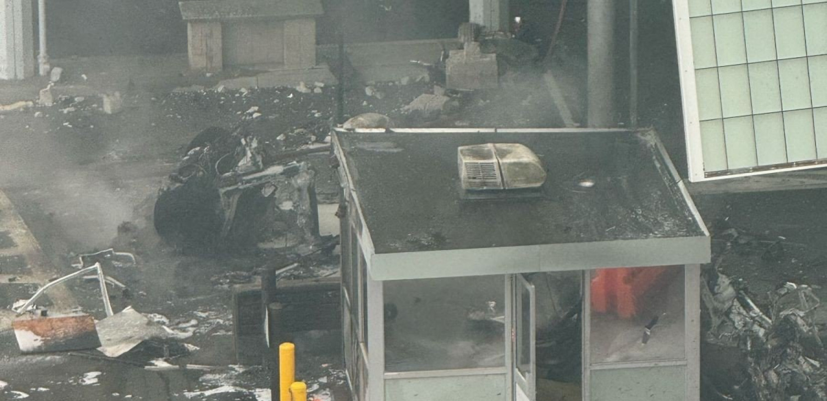 Συναγερμός στα σύνορα ΗΠΑ-Καναδά: Εξερράγη όχημα στη γέφυρα Ρέινμποου (βίντεο)