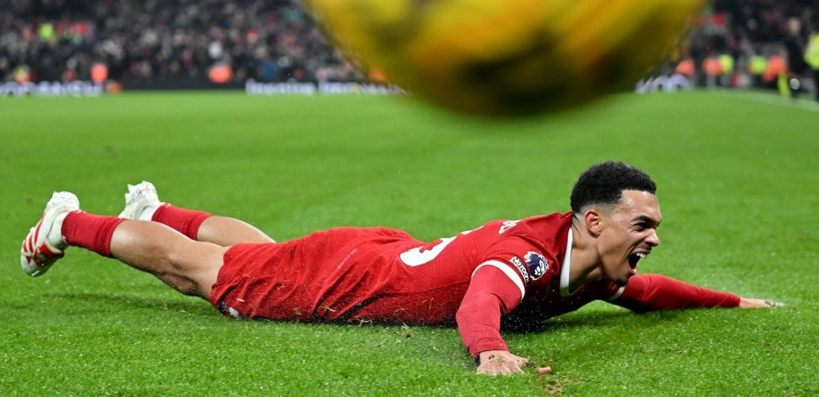 «Μετά από 20 χρόνια...»: Το συγκινητικό αντίο του Αλεξάντερ-Άρνολντ στη Λίβερπουλ (βίντεο)