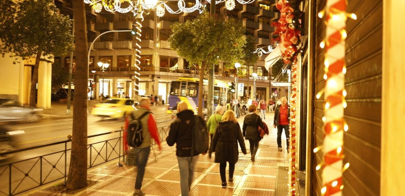 Το λιανεμπόριο ελπίζει να ξεπεράσει τα 4,5 δισ. ευρώ σε τζίρο την περίοδο των Χριστουγέννων