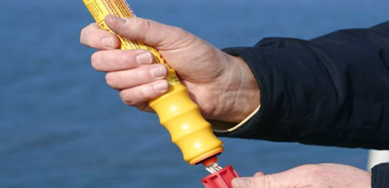 Τραυματισμός 15χρονου από φωτοβολίδα στην Κάλυμνο - Ακρωτηριάστηκε στα άκρα Τραυματισμός 15χρονου από φωτοβολίδα στην Κάλυμνο - Ακρωτηριάστηκε στα άκρα