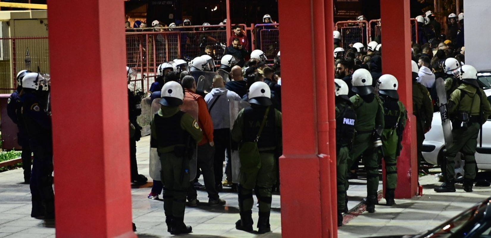 Δολοφονία Λυγγερίδη: Παραπέμπονται σε δίκη όλα τα μέλη της διοίκησης του Ολυμπιακού για την «εγκληματική οργάνωση» του Ρέντη
