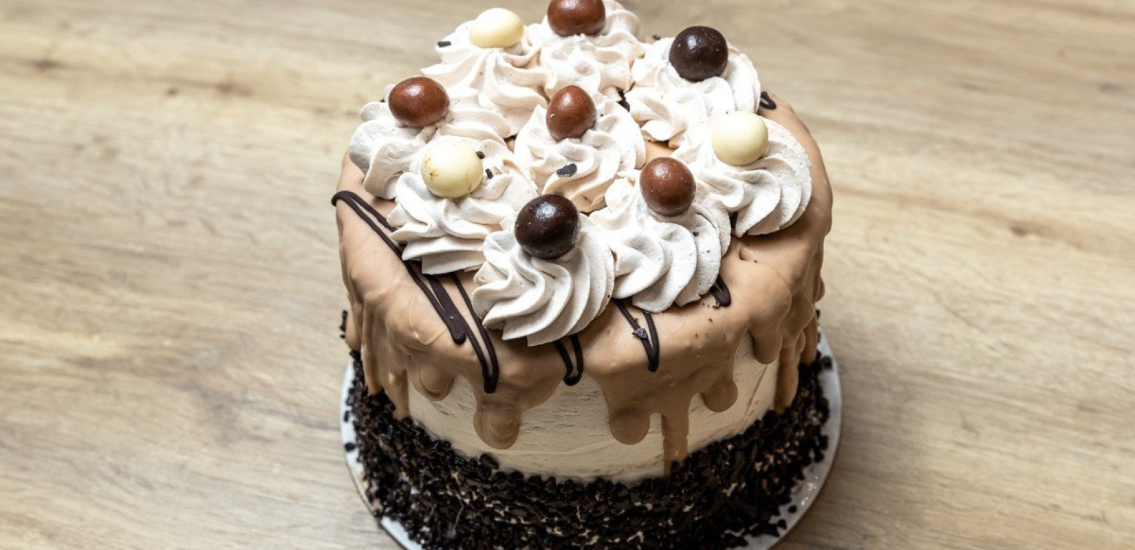 Σαράντης: Ένα ζαχαροπλαστείο βγαλμένο από παραμύθι 