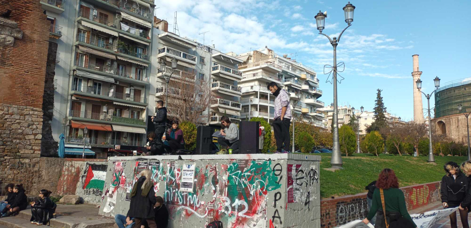 Θεσσαλονίκη: Συγκέντρωση αντιεξουσιαστών για την υπόθεση της 12χρονης από τον Κολωνό (φωτ.)