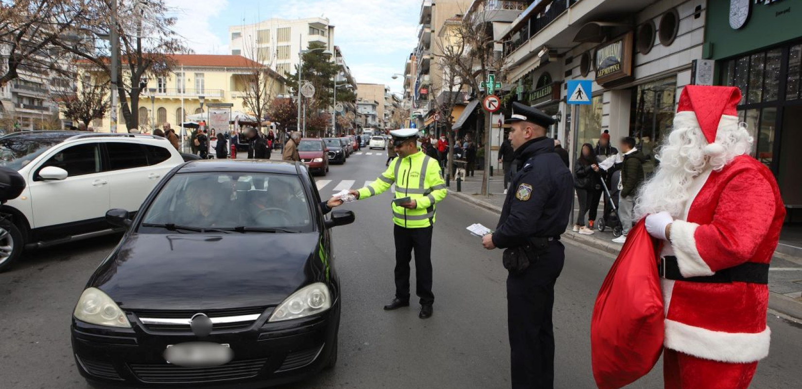 Κοζάνη: «Κυκλοφορώ… με Ασφάλεια» - Βιωματική δράση του Τμήματος Τροχαίας για μαθητές δημοτικών σχολείων