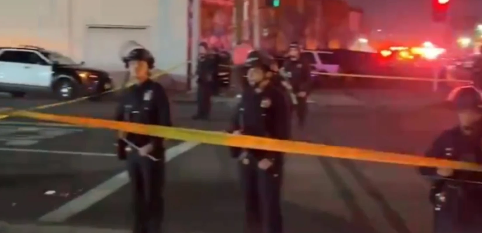 ΗΠΑ: Μια νεκρή και 4 τραυματίες από πυροβολισμούς μετά την αλλαγή του χρόνου στο Λος Άντζελες