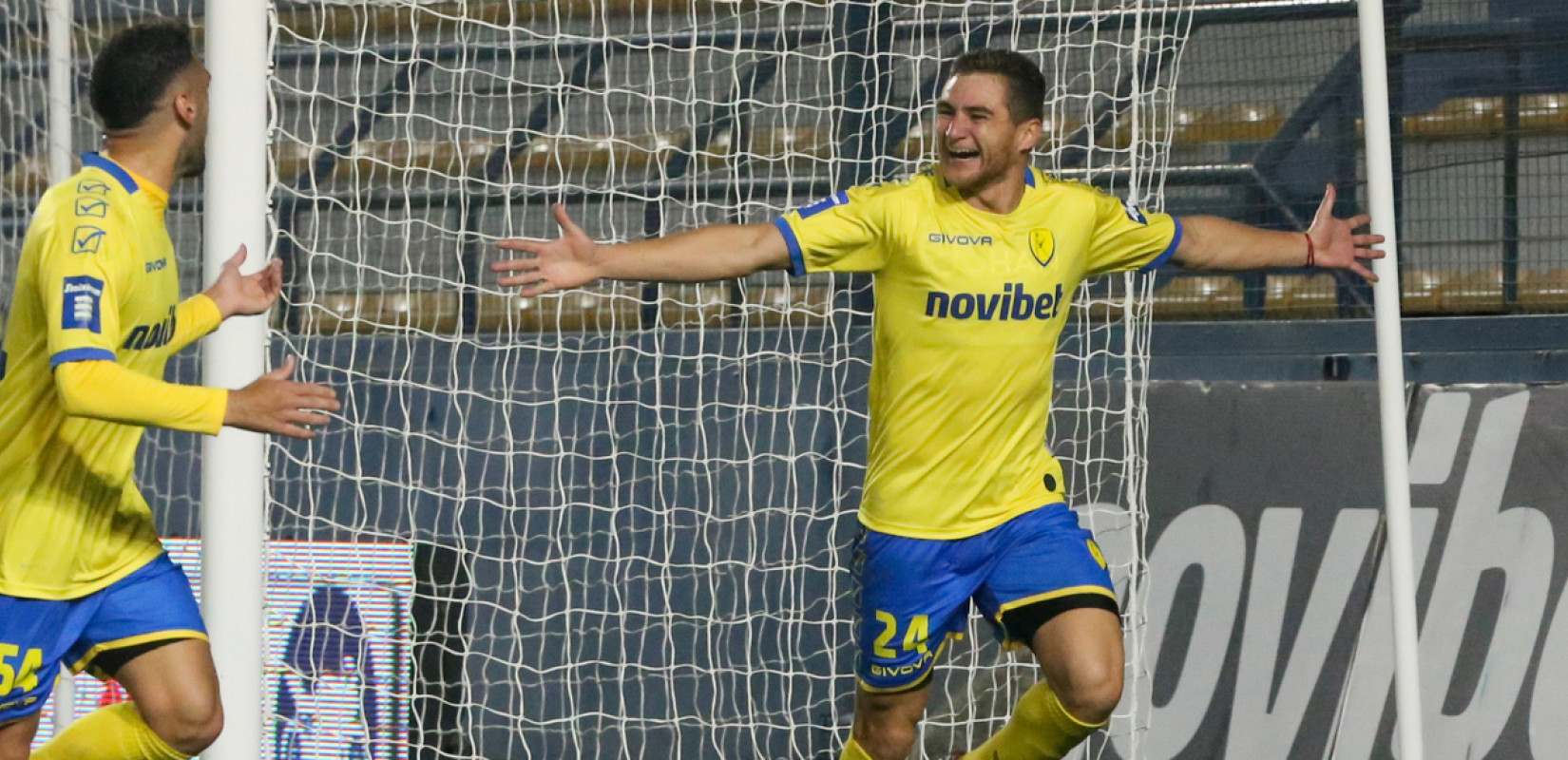 Super League: Ο απίθανος Τορεχόν εκτέλεσε τον Πανσερραϊκό στο Αγρίνιο (βίντεο)