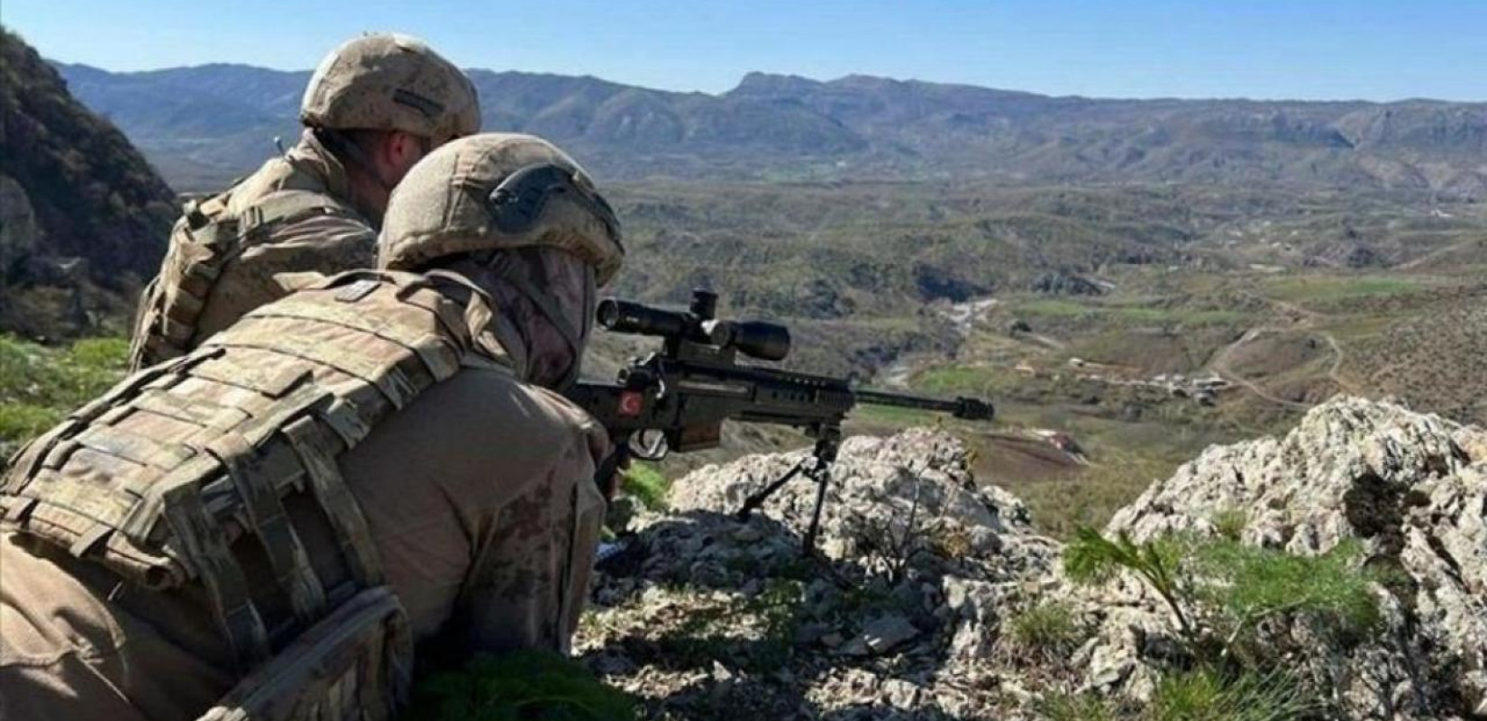 Δώδεκα Τούρκοι στρατιώτες και 13 μαχητές του PKK σκοτώθηκαν σε συγκρούσεις στο βόρειο Ιράκ