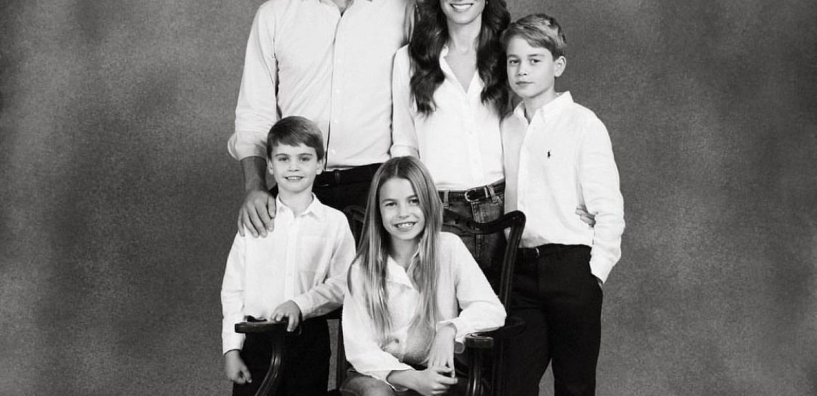 Βρετανία: Νέα φωτογραφία με τα παιδιά τους δημοσίευσαν ο Ουίλιαμ και η Κέιτ για την ημέρα των Χριστουγέννων