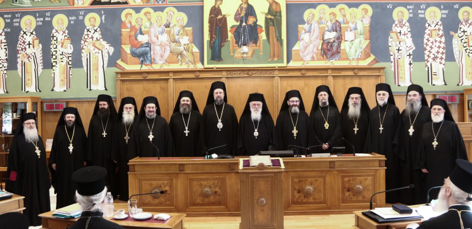 Συνεδριάζει εκτάκτως η Διαρκής Ιερά Συνόδος για τον γάμο των ομόφυλων ζευγαριών