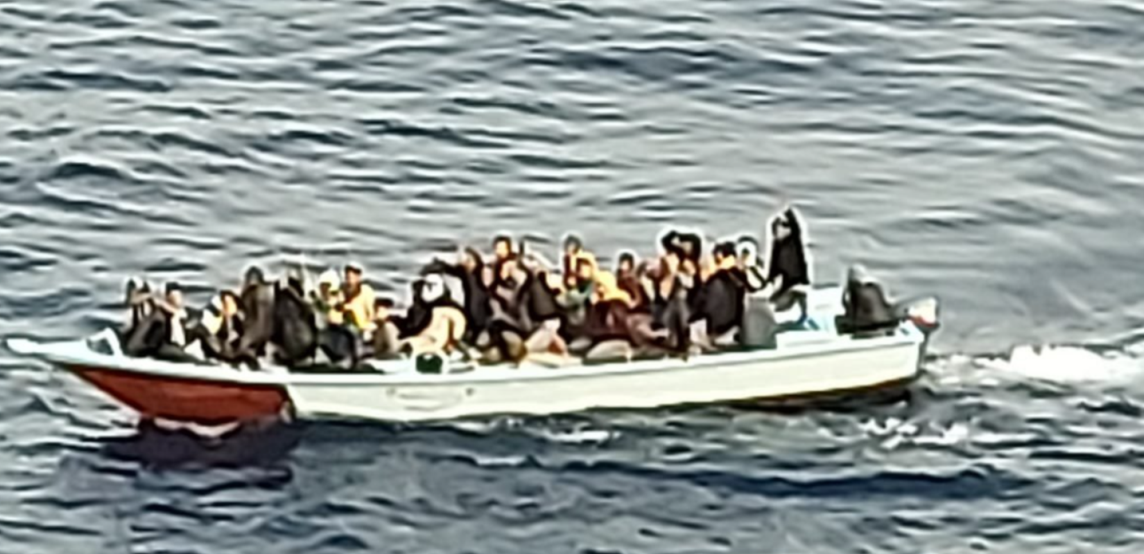 Διασώθηκαν 69 άνθρωποι ανοιχτά της Γαύδου
