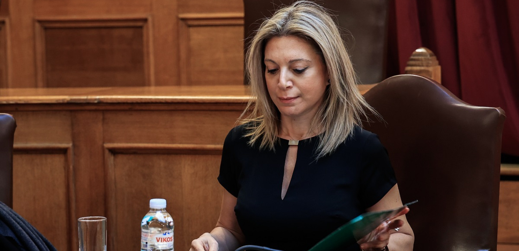 Τι είπε η Καρυστιανού στους μαθητές που πήραν αποβολή επειδή ήθελαν να τραγουδήσουν για τα Τέμπη