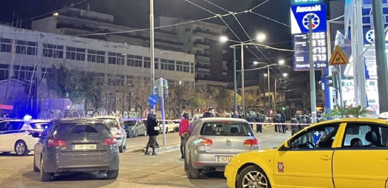 Νέος Κόσμος: Νέο βίντεο που δείχνει τη δολοφονία του Βαγγέλη Ζαμπούνη Νέος Κόσμος: Νέο βίντεο που δείχνει τη δολοφονία του Βαγγέλη Ζαμπούνη