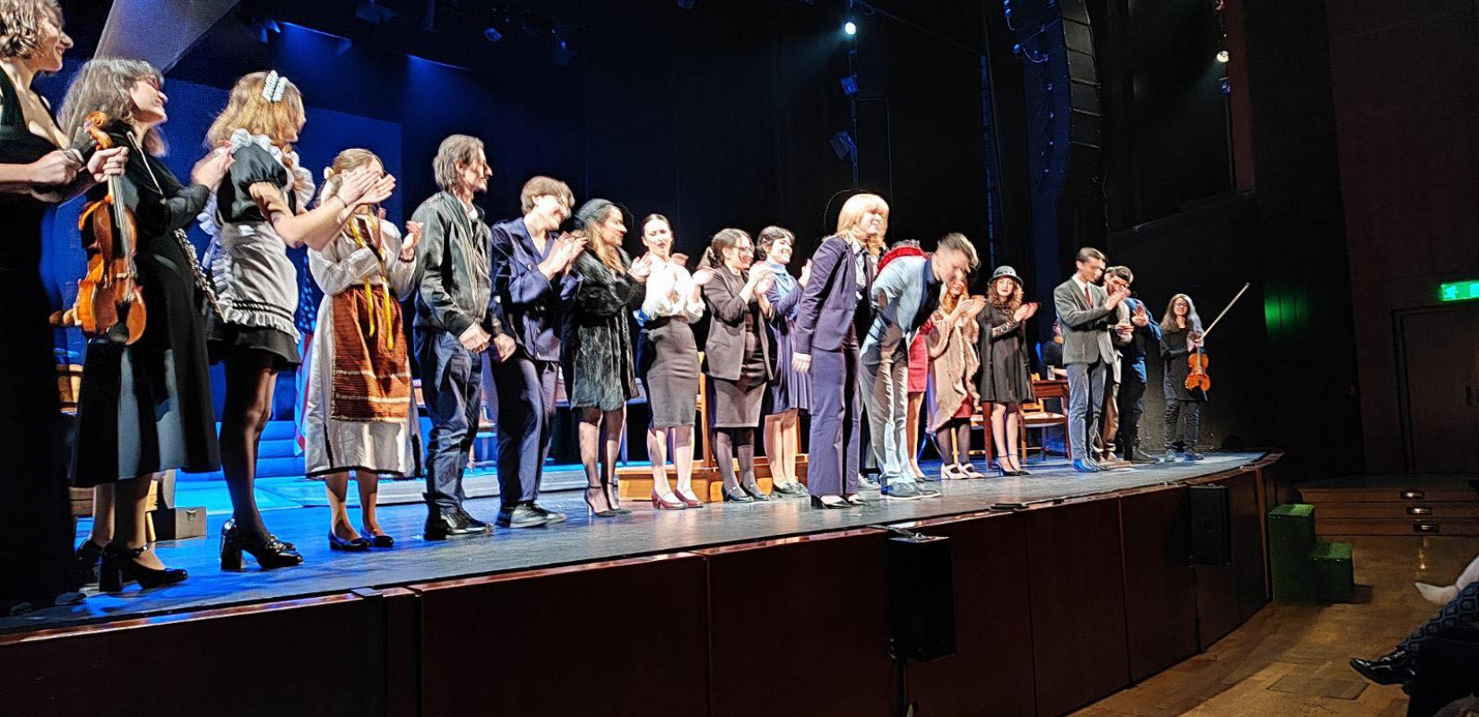 Μία λαμπερή βραδιά για τη Νομική του ΑΠΘ στο Βασιλικό Θέατρο Μία λαμπερή βραδιά για τη Νομική του ΑΠΘ στο Βασιλικό Θέατρο