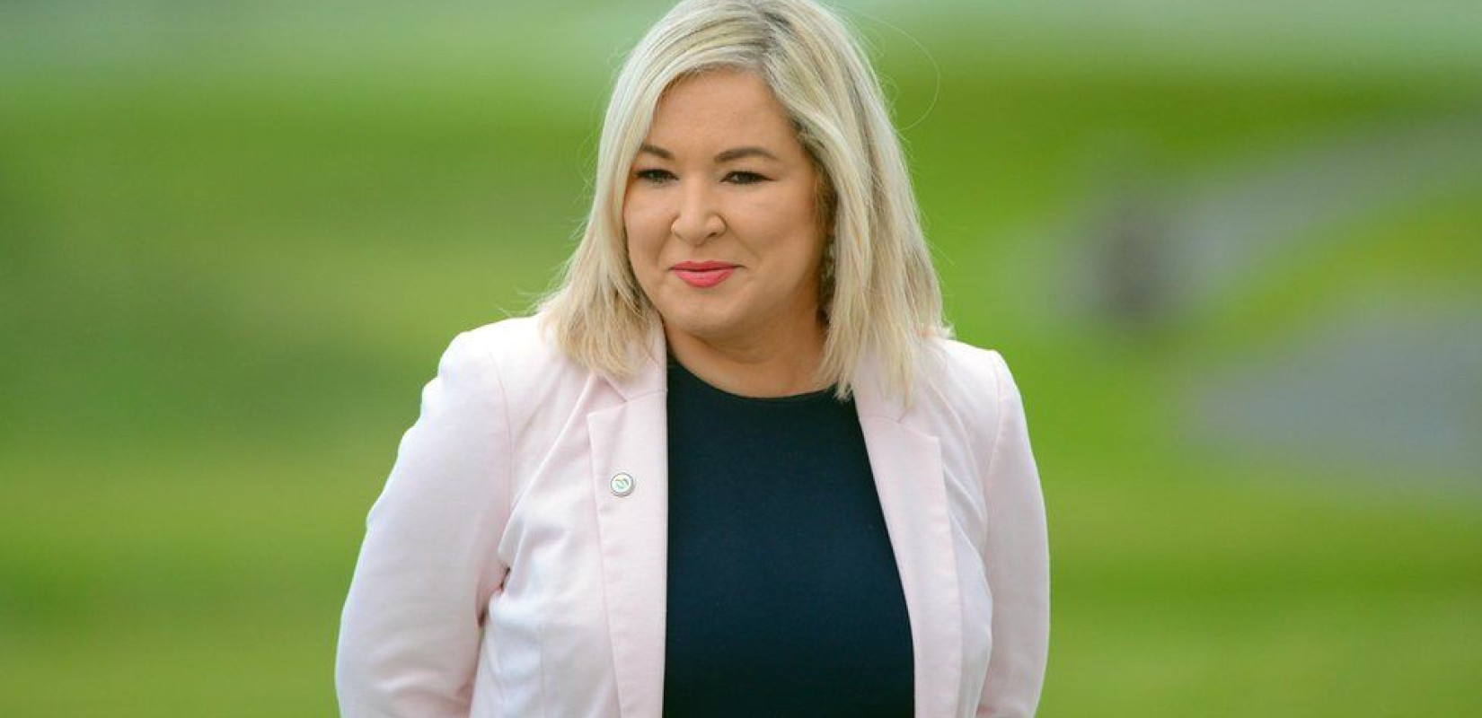 Ιστορική στιγμή για τη Βόρεια Ιρλανδία – Για πρώτη φορά πρωθυπουργός από το Σιν Φέιν