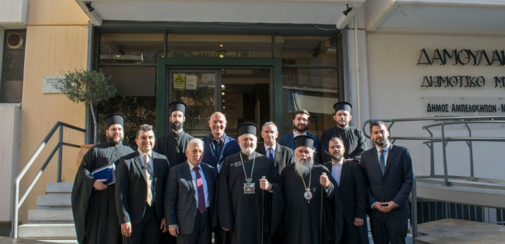 Ο Αρχιεπίσκοπος Αμερικής Ελπιδοφόρος στο Δήμο Αμπελοκήπων - Μενεμένης (βίντεο, φωτ.)