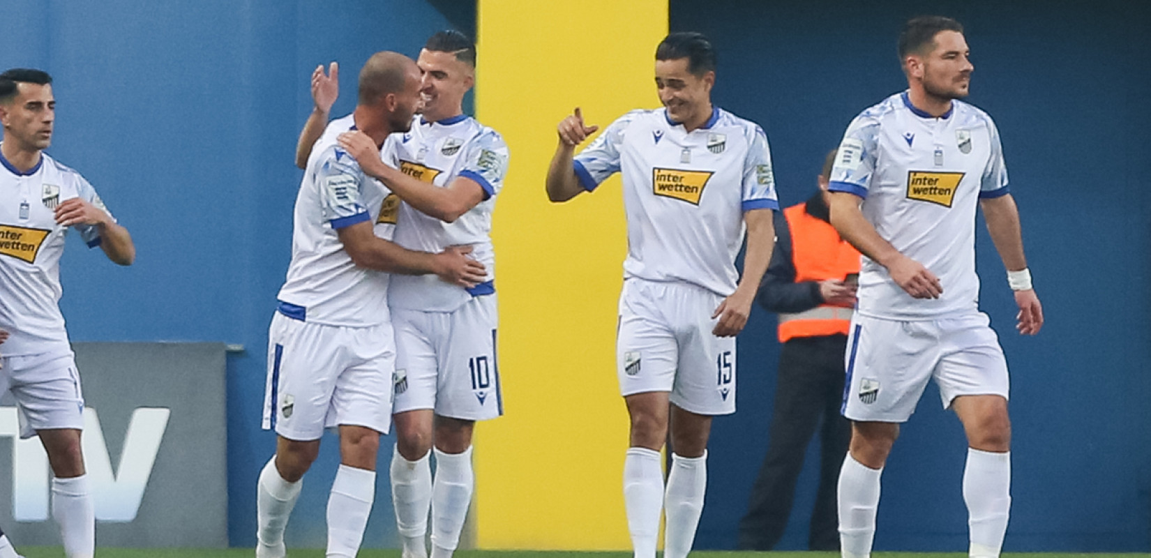 Super League: Ο Παναιτωλικός σημάδευε τα δοκάρια, η Λαμία πήρε τη νίκη (βίντεο)