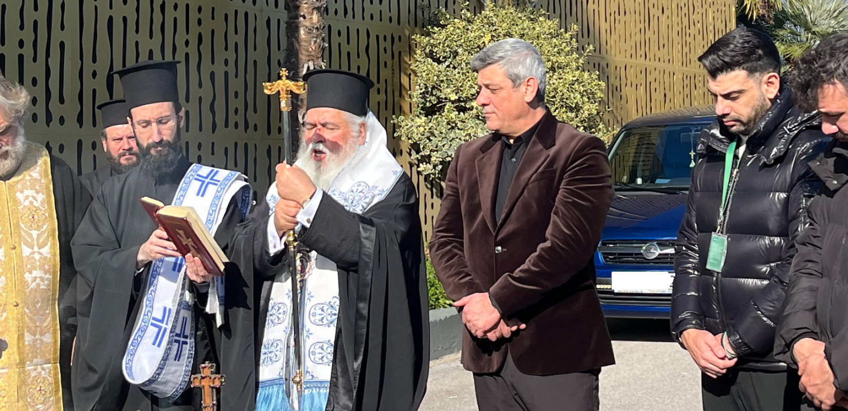 Ioniki: Αγιασμός με τον Μητροπολίτη Νεαπόλεως και Σταυρουπόλεως κ.Βαρνάβα
