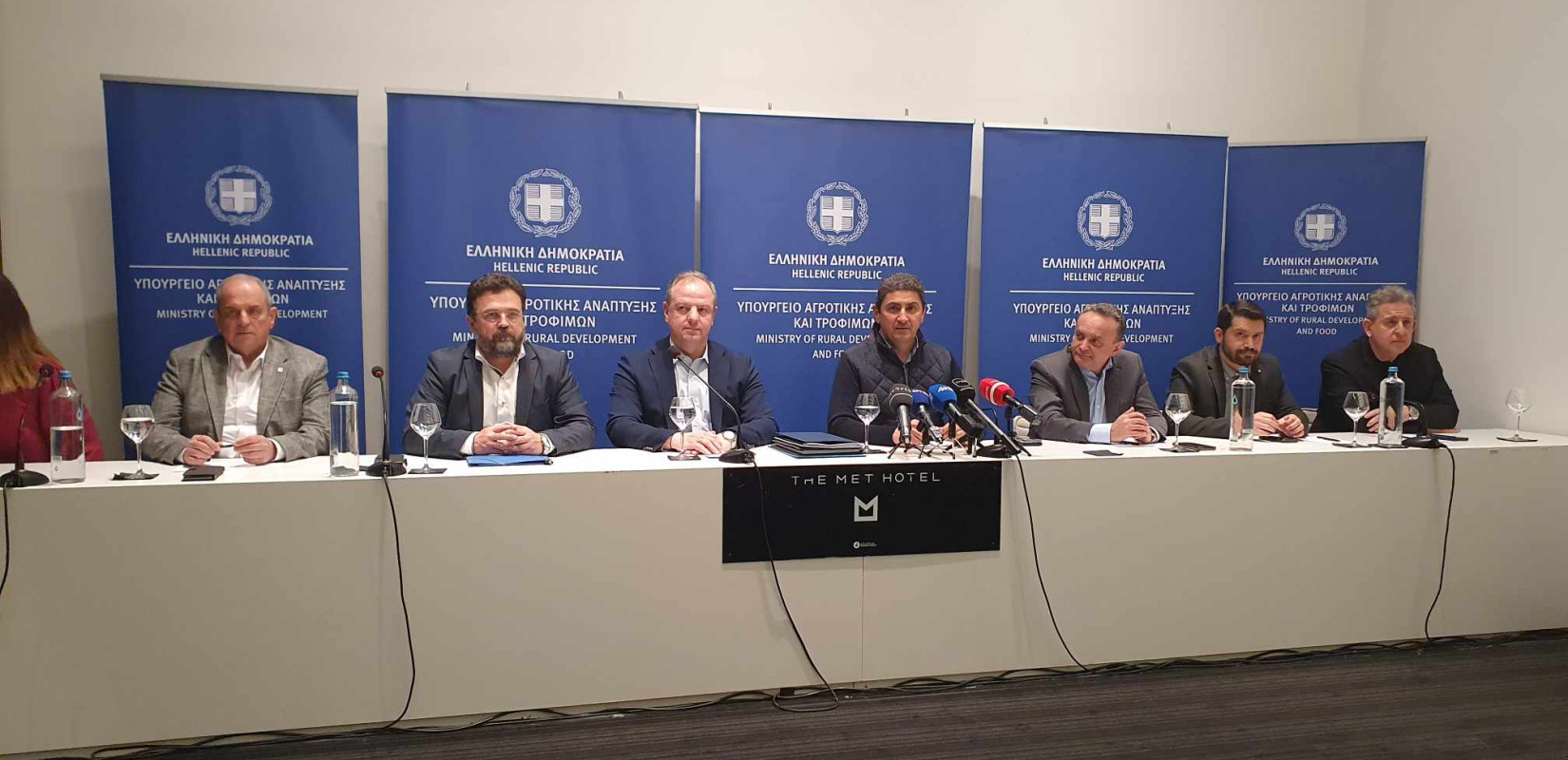 Αυγενάκης:  Aπό τις 20 Φεβρουαρίου,  δύο μήνες νωρίτερα, οι αποζημιώσεις στους αγρότες