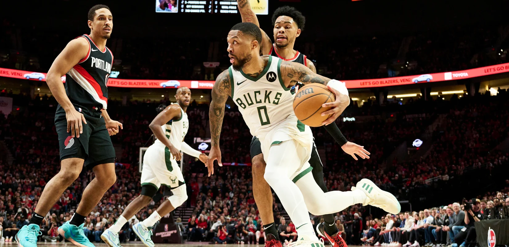 ΝΒΑ: Το Πόρτλαντ πλήγωσε τον Λίλαρντ και τους Μπακς (βίντεο)