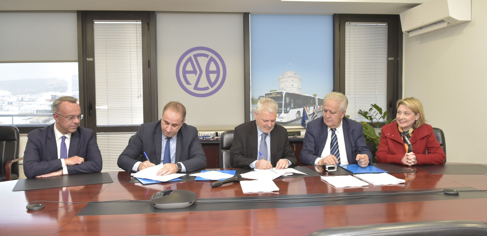 Θεσσαλονίκη: Υπογράφηκε η σύμβαση για τον σταθμό φόρτισης του ΟΑΣΘ