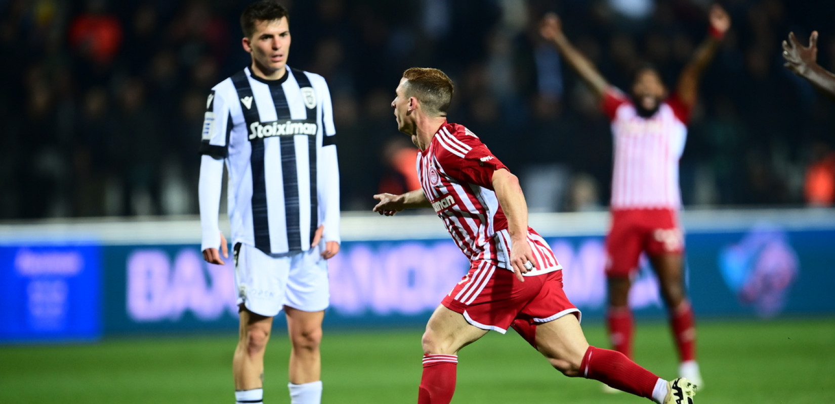 ΠΑΟΚ - Ολυμπιακός 1-4: Το κουμπί του πανικού