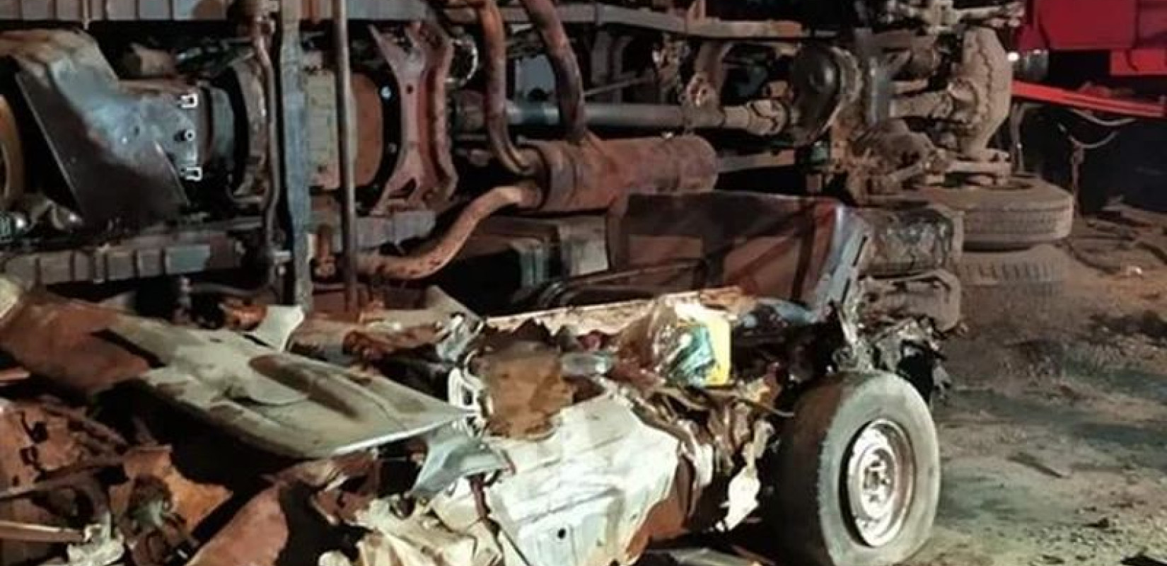 Τραγωδία στην Ινδία: Φορτηγό έπεσε σε χαράδρα - 17 νεκροί