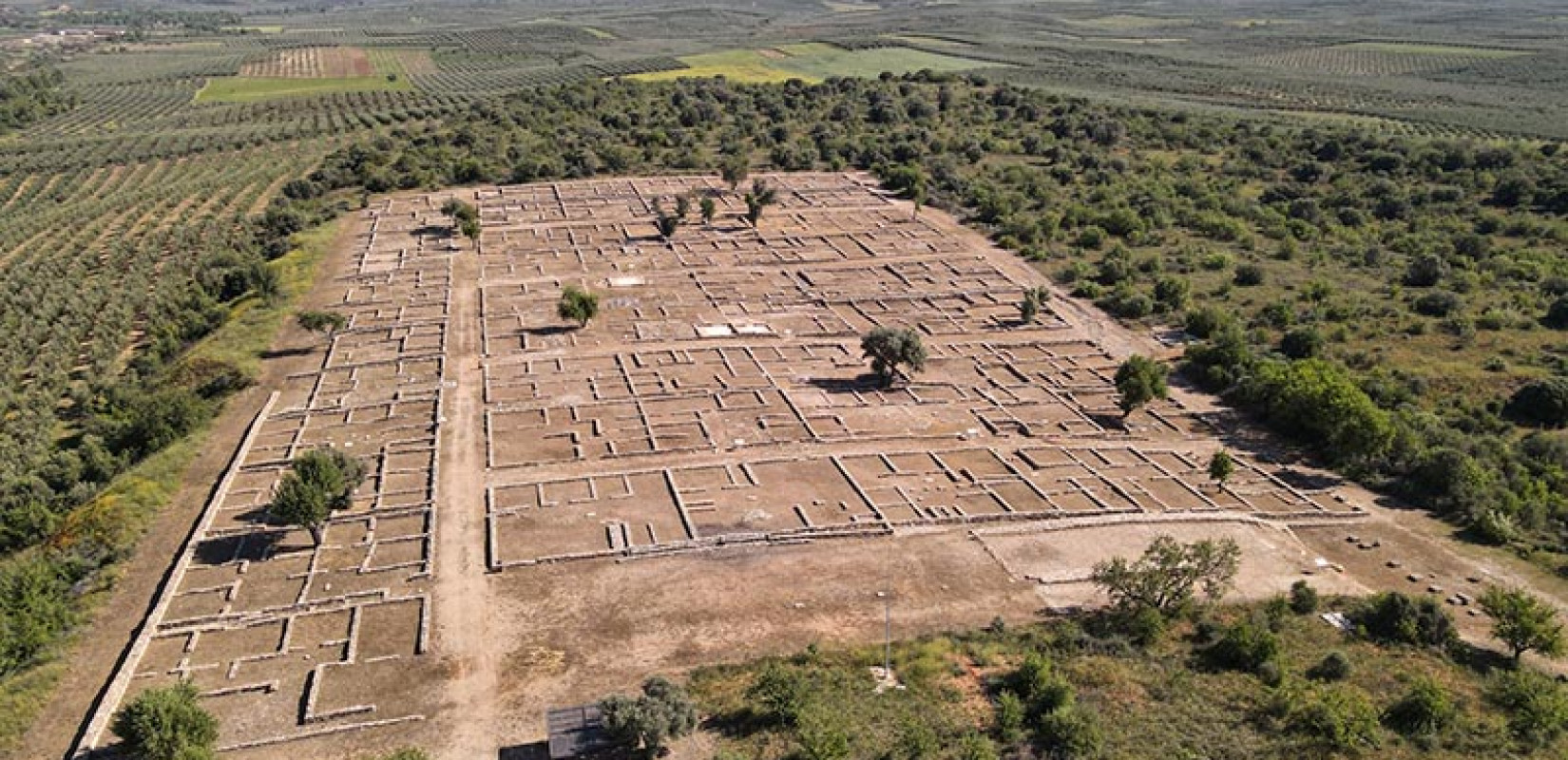 Σε αναβάθμιση του αρχαιολογικού χώρου της Ολύνθου προχωρά το Υπουργείο Πολιτισμού Σε αναβάθμιση του αρχαιολογικού χώρου της Ολύνθου προχωρά το Υπουργείο Πολιτισμού