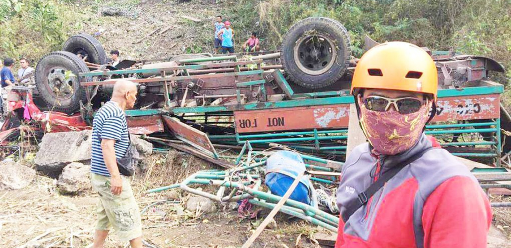 Τραγικό θάνατο βρήκαν 14 άνθρωποι στις Φιλιππίνες - Έπεσαν με φορτηγό σε χαράδρα (βίντεο, φωτ.)