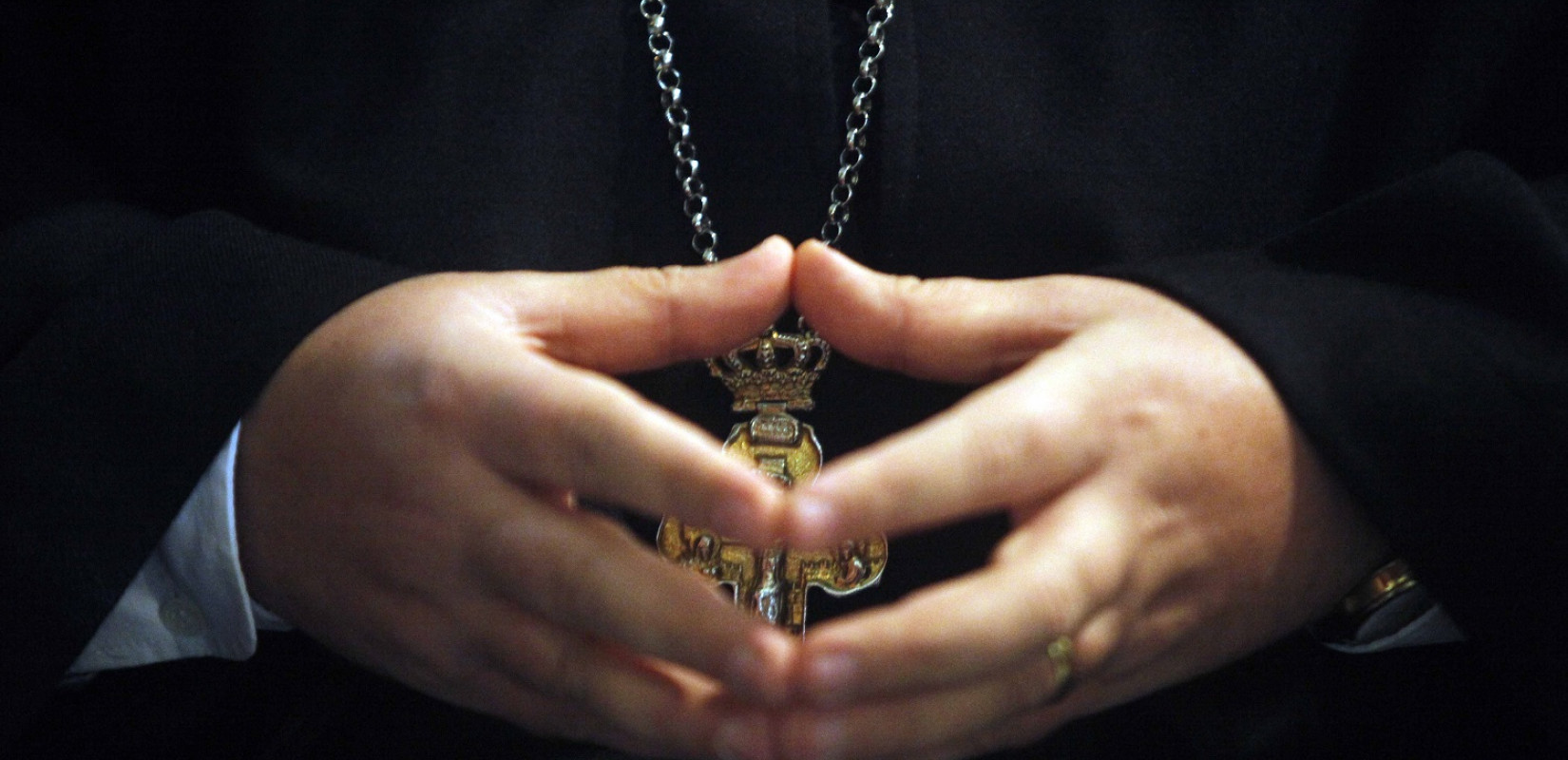 Θεσσαλονίκη: Απαγορεύτηκε η συμμετοχή σε ιεροπραξία στον ιερέα ο οποίος καταγγέλθηκε για σεξουαλική παρενόχληση