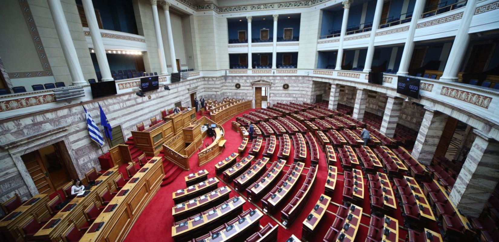Σκληρό «ροκ» στη Βουλή για την πρόταση δυσπιστίας με φόντο τα Τέμπη - Ποιοι την υπερψηφίζουν