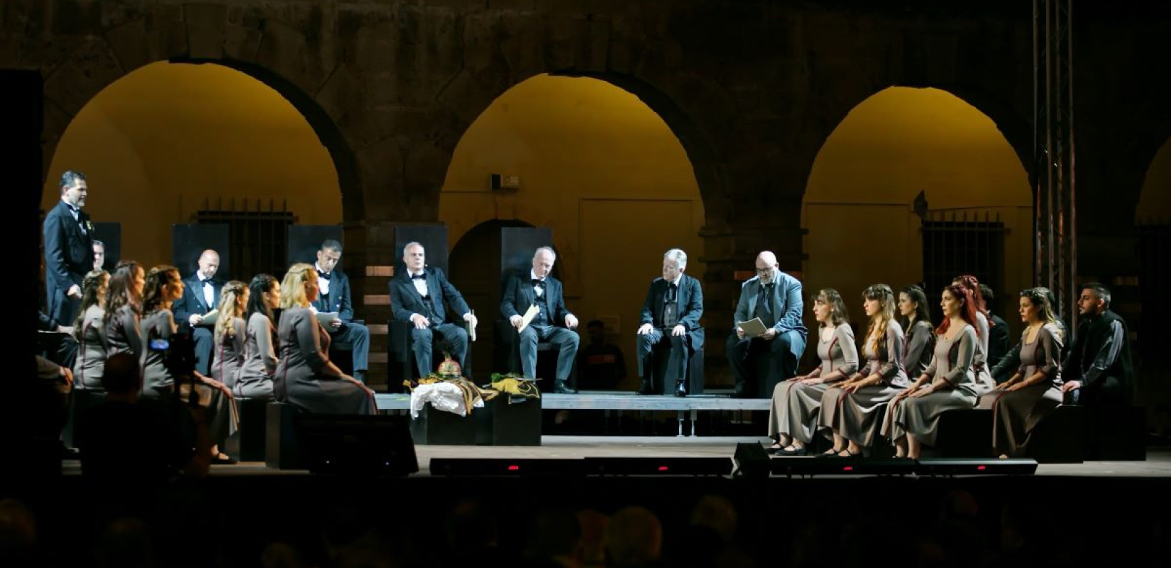 Κορυφαίοι νομικοί δικάζουν ξανά τον Κολοκοτρώνη στο Μέγαρο Μουσικής Θεσσαλονίκης