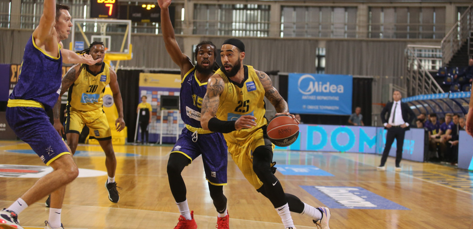 Μπάσκετ: Επιστροφή Χάρελ στον Άρη (βίντεο)