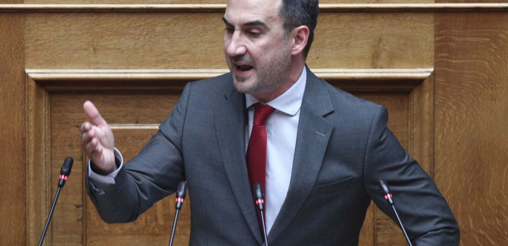 Α. Χαρίτσης: Νέα Αριστερά και προοδευτικά κόμματα να καταψηφίσουμε στη Βουλή τους αδιαφανείς υπερεξοπλισμούς Μητσοτάκη