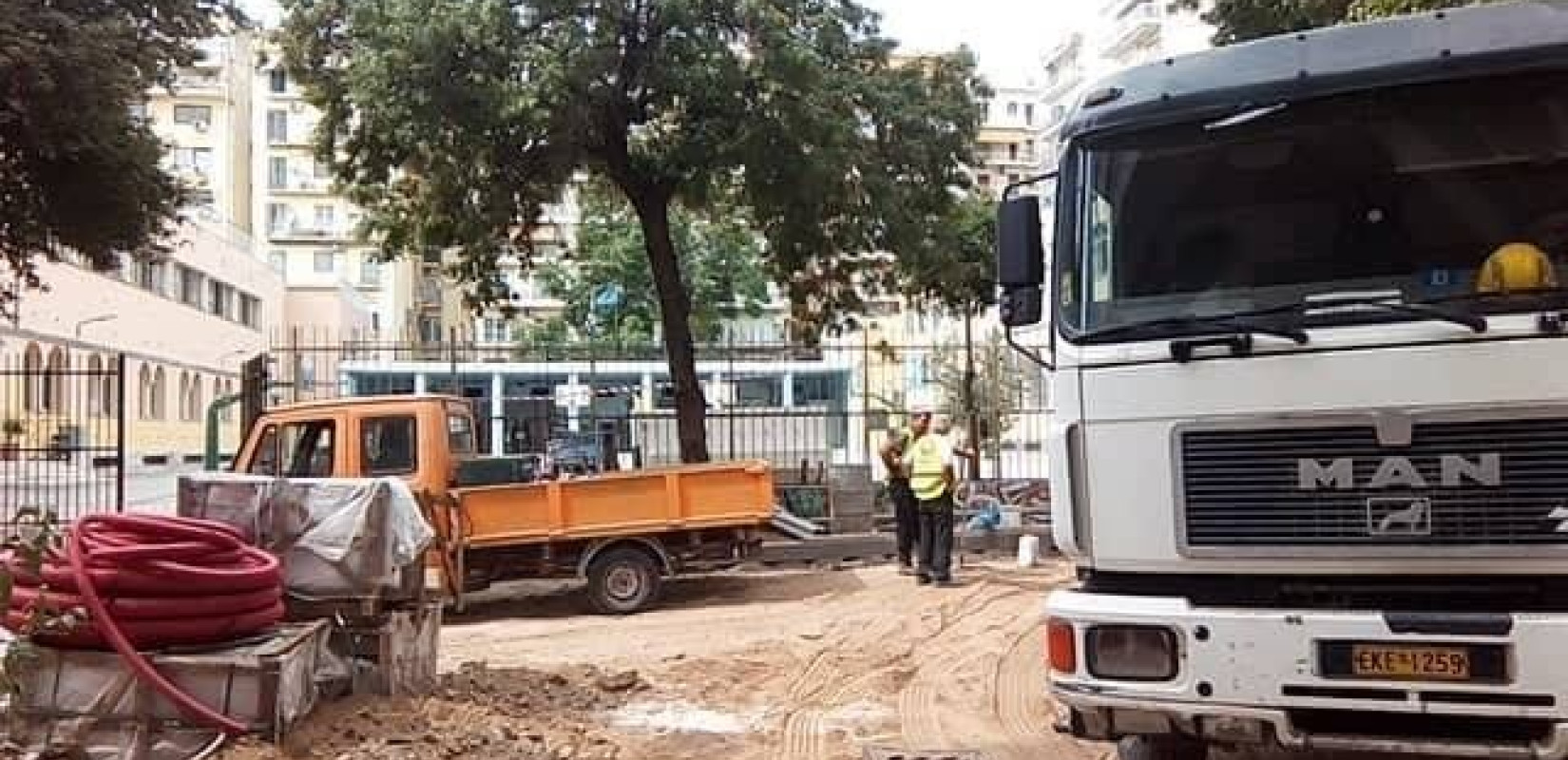 Δεν είχαμε ενημερωθεί για την ανάπλαση, λένε οι επαγγελματίες της Ικτίνου