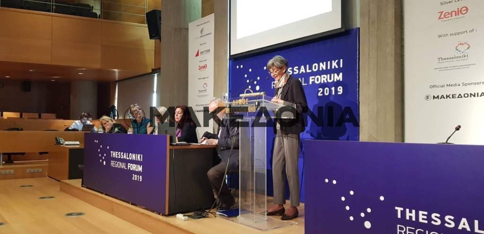 Κόντρα Άγγλων-Σέρβων στη Θεσσαλονίκη για τον ρόλο της Ρωσίας στα Βαλκάνια (φωτογραφίες)
