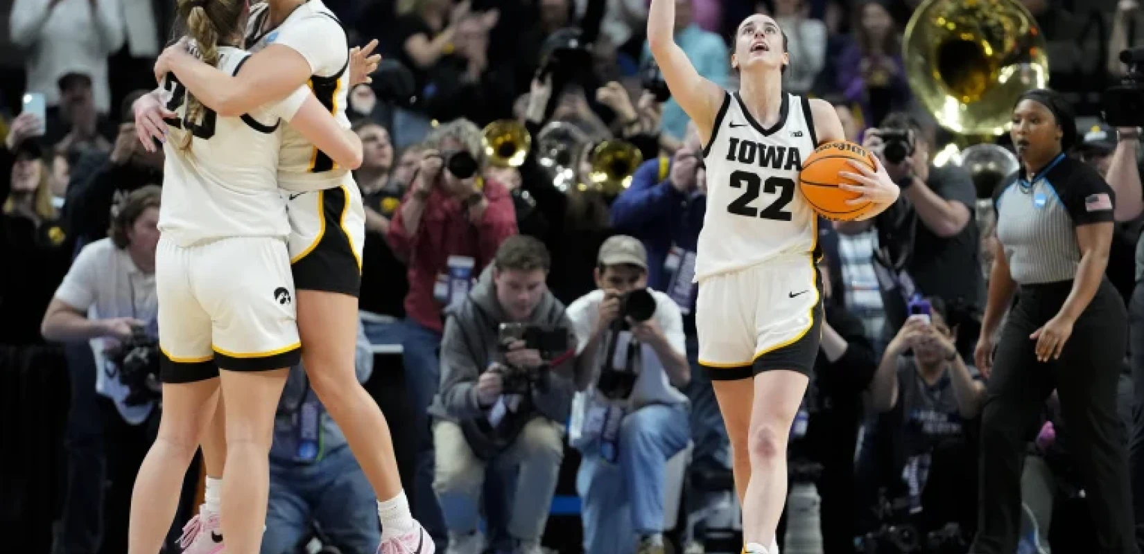 ΗΠΑ: Παίκτρια στο κολεγιακό πρωτάθλημα ευθύνεται για τους 67 από τους 94 πόντους της ομάδας της (βίντεο)