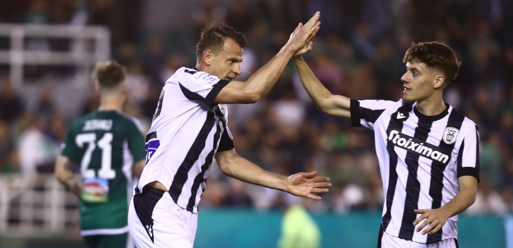 ΠΑΟΚ: Η αγωνία του Λουτσέσκου και το πανηγυρικό φινάλε (βίντεο)