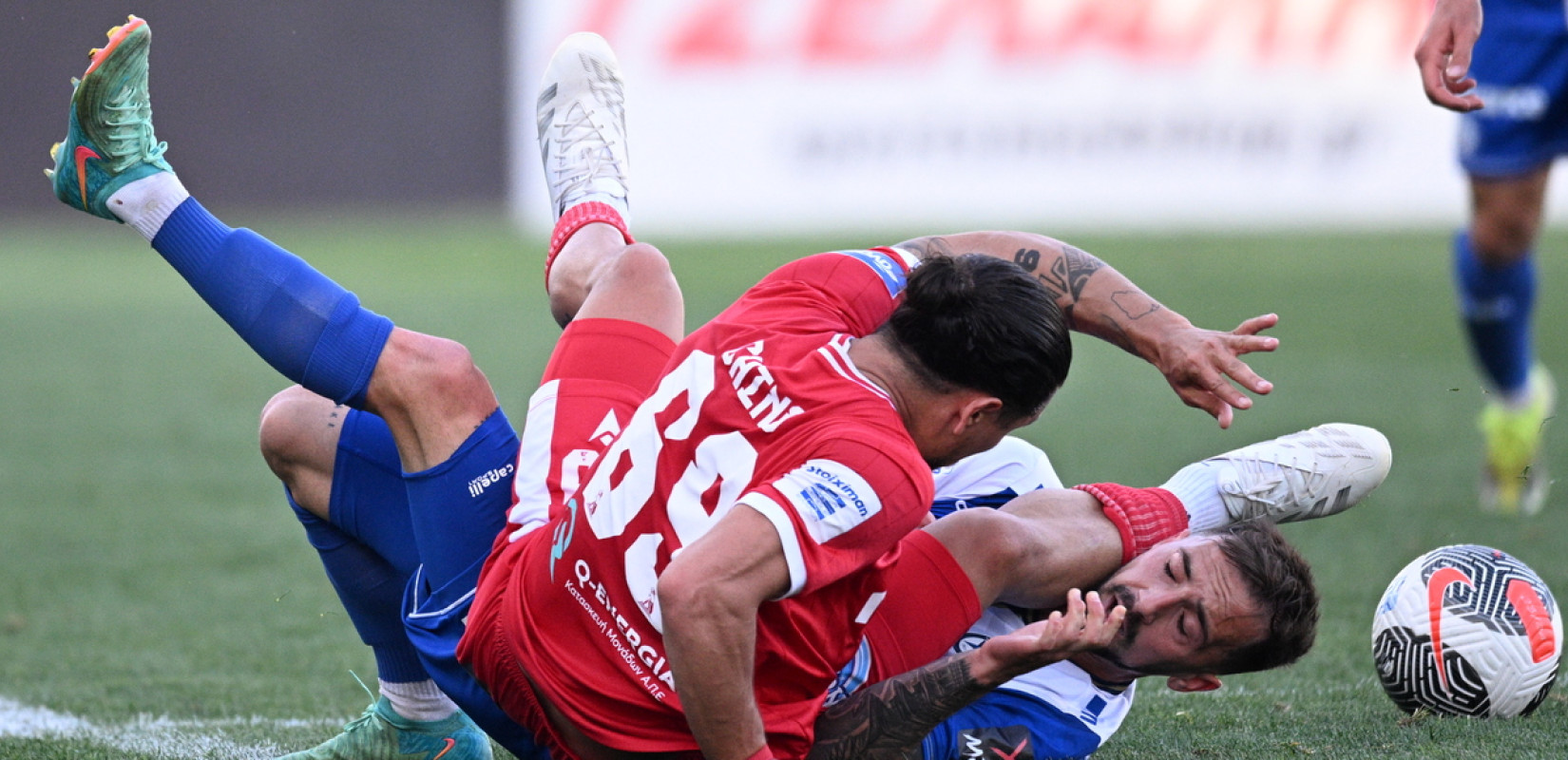 Πλέι άουτ Super League: «Βουλιάζουν» ΠΑΣ Γιάννινα και Παναιτωλικός, στο 94' έχασε τη νίκη ο Πανσερραϊκός (βίντεο)