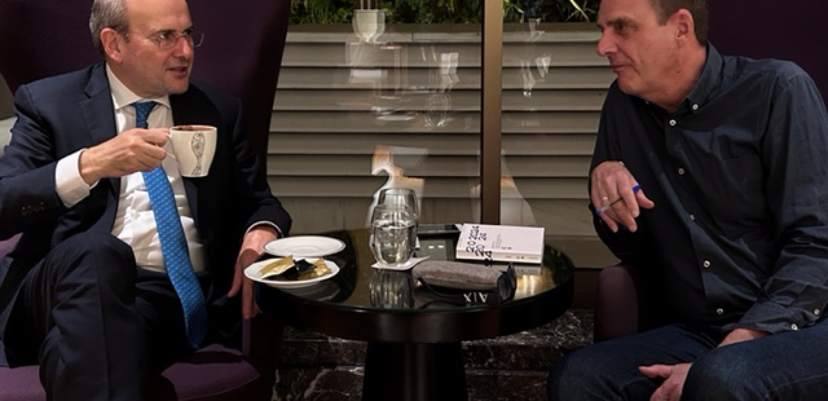 Πρωινός καφές με τον Κωστή Χατζηδάκη