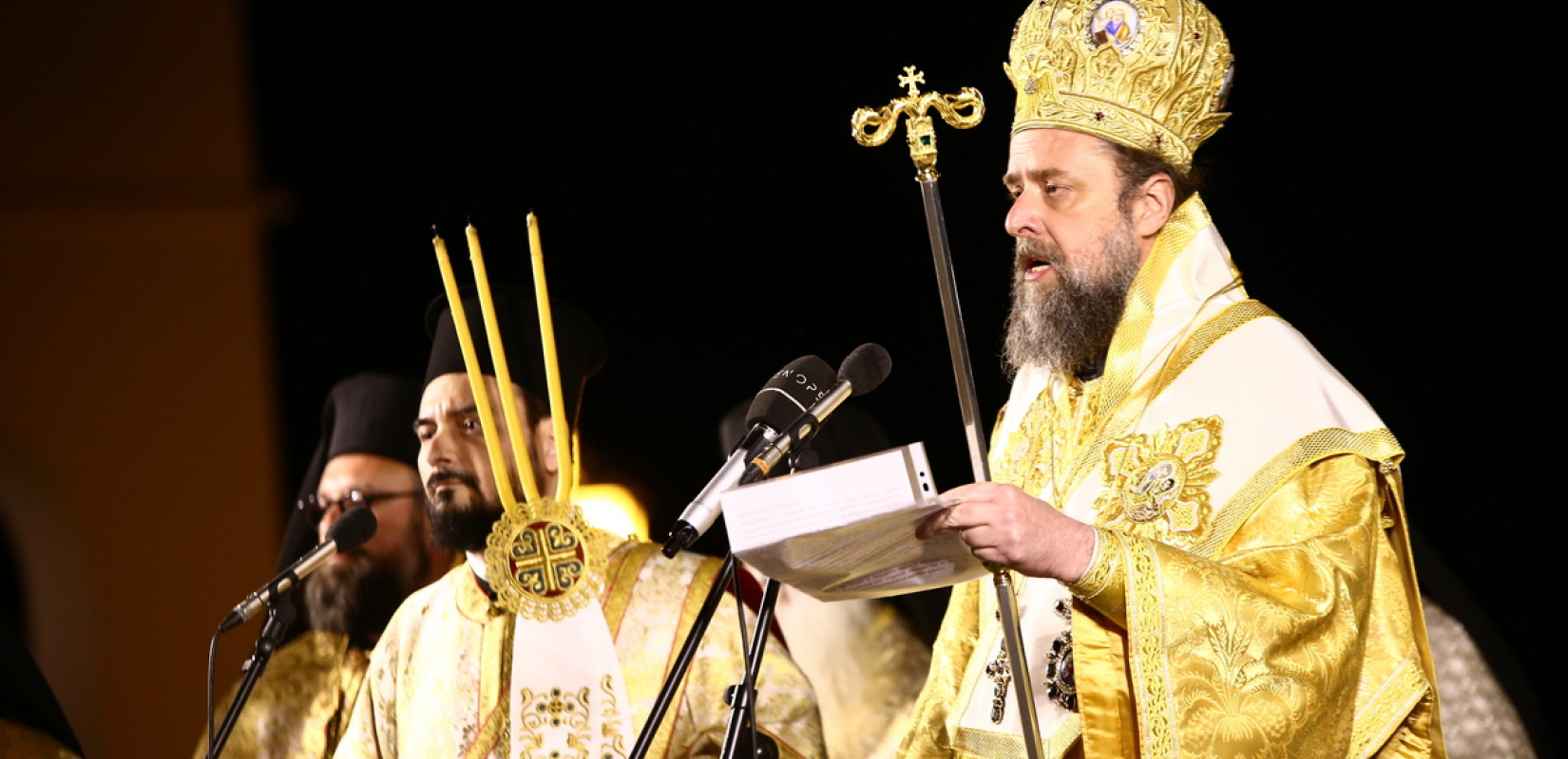 Θεσσαλονίκη: Στην ομηρική διάλεκτο και σε δώδεκα γλώσσες διαβάστηκε απόσπασμα του Αναστάσιμου Ευαγγελίου