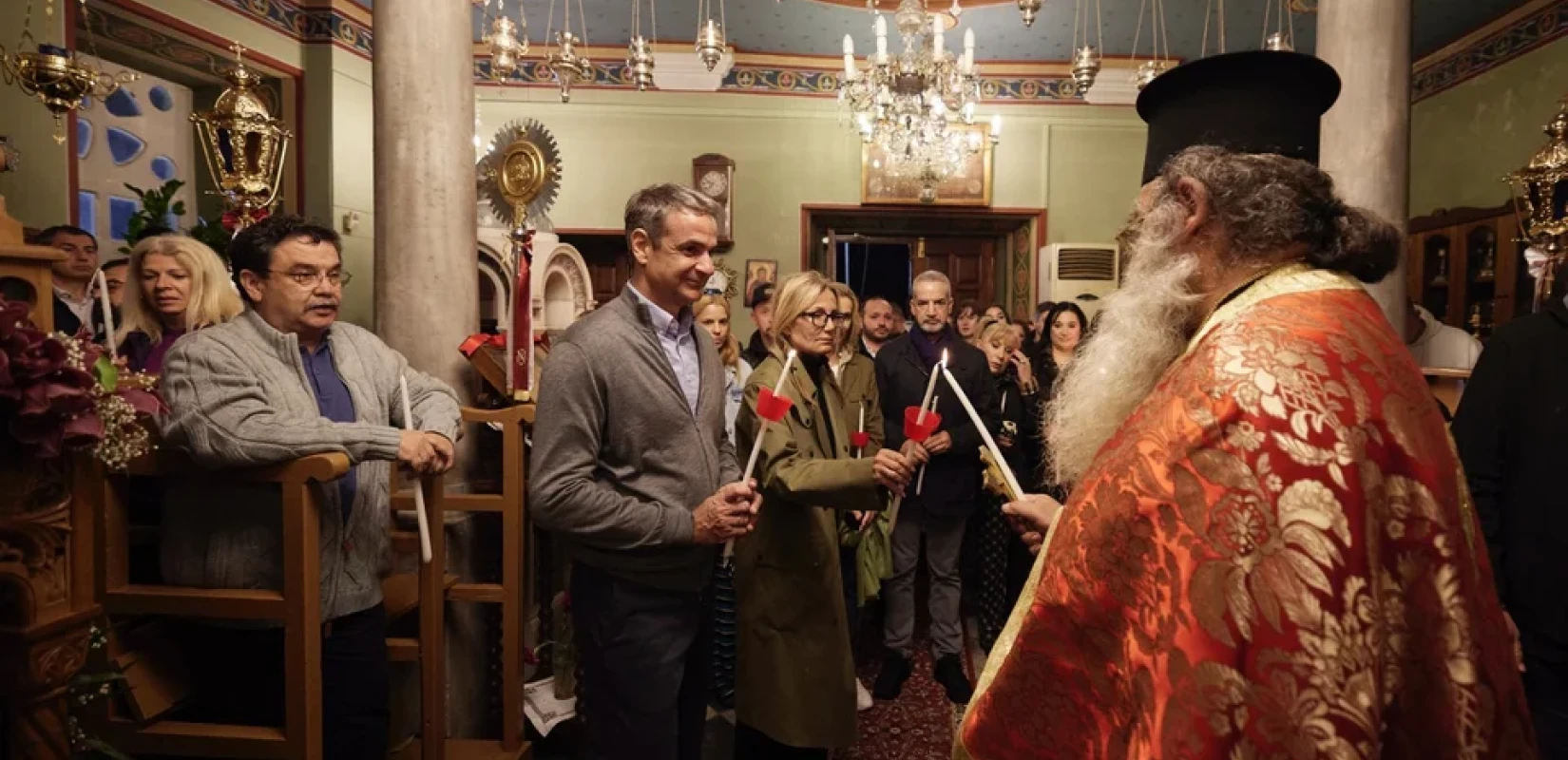 Η πασχαλινή κοσμοσυρροή σε Αριστοτέλους και Χαλκιδική, τα εύσημα για τον Φιλόθεο και τα καυτά ζητήματα για τον Μητσοτάκη.  Γράφει ο Μποξέρ*