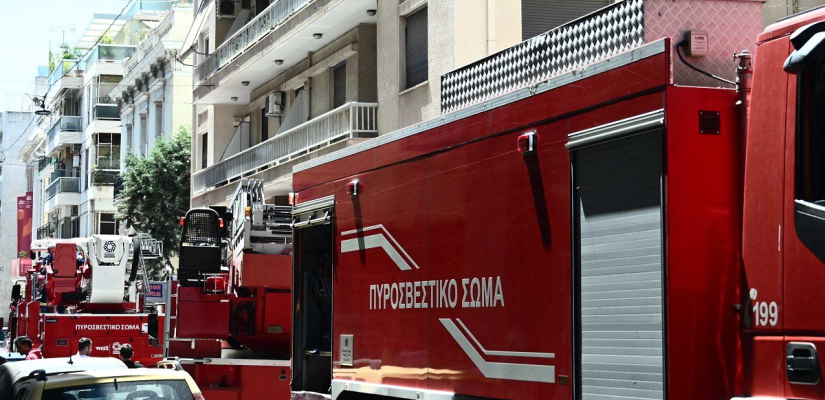 Θεσσαλονίκη: Φωτιά σε διαμέρισμα στους Αμπελόκηπους - Άμεση η επέμβαση της πυροσβεστικής