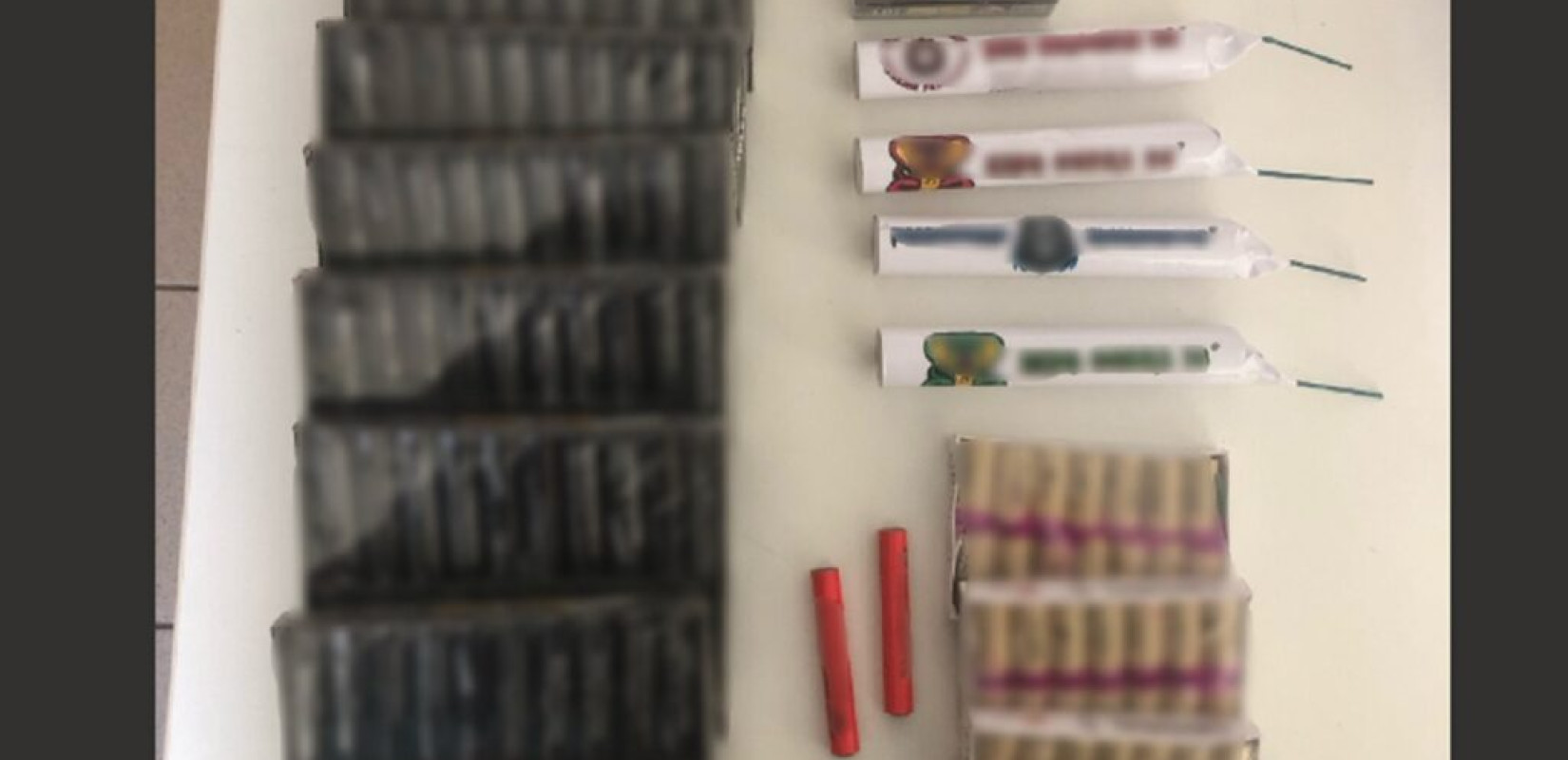 Κορωπί: Συνελήθησαν ανήλικοι με 288 κροτίδες και οι γονείς τους για παραμέληση εποπτείας