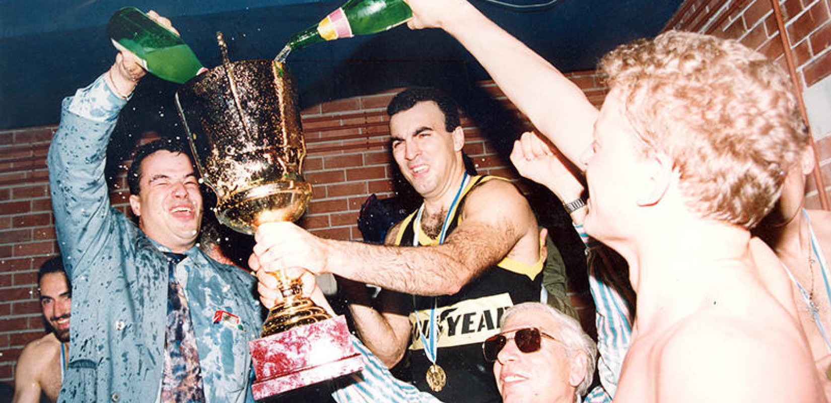 Ο τελευταίος χορός του Γκάλη με τη φανέλα του Άρη (βίντεο)