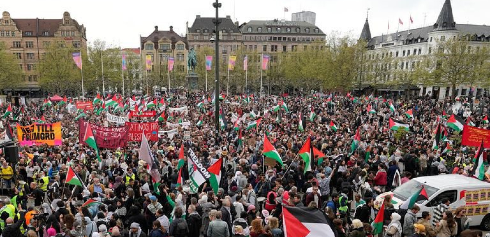 Eurovision 2024: Επεισόδια έξω από το στάδιο - Χρήση δακρυγόνων έκανε η αστυνομία (βίντεο)