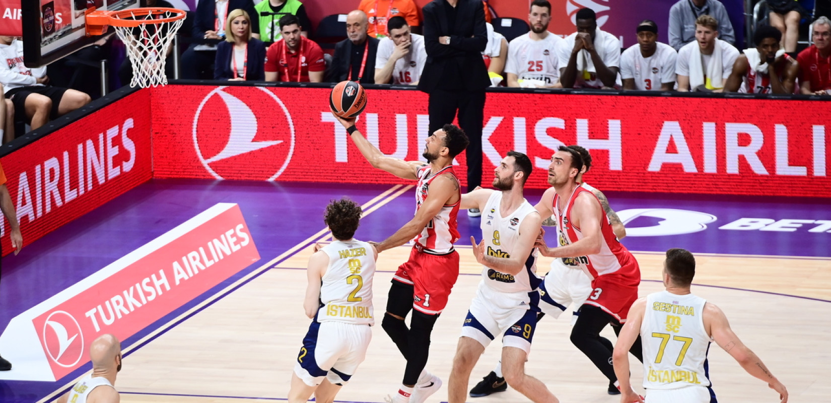 Μπάσκετ: Τιμητική τρίτη θέση για τον Ολυμπιακό στο Βερολίνο (βίντεο)