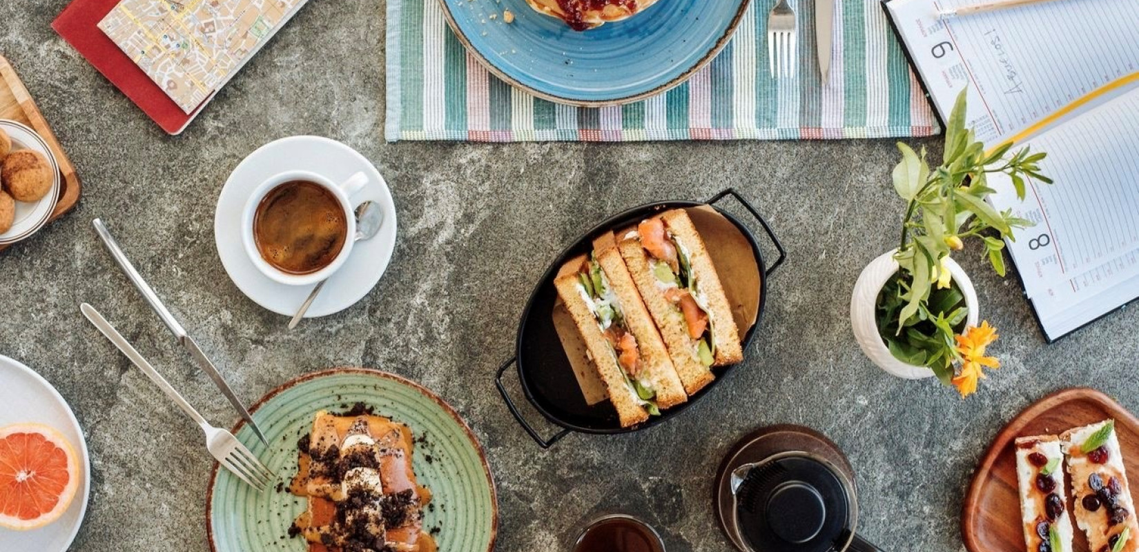 Abuelos Café and Cocktail Bar στην Περαία: Η έννοια της φιλοξενίας στα καλύτερά της