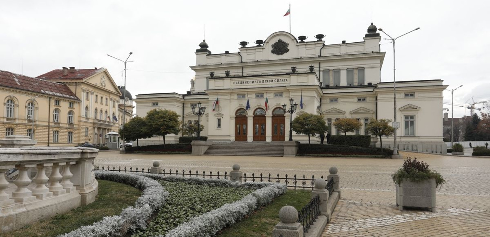 Βουλγαρία: Το κοινοβούλιο ενέκρινε έναν εύθραυστο κυβερνητικό συνασπισμό