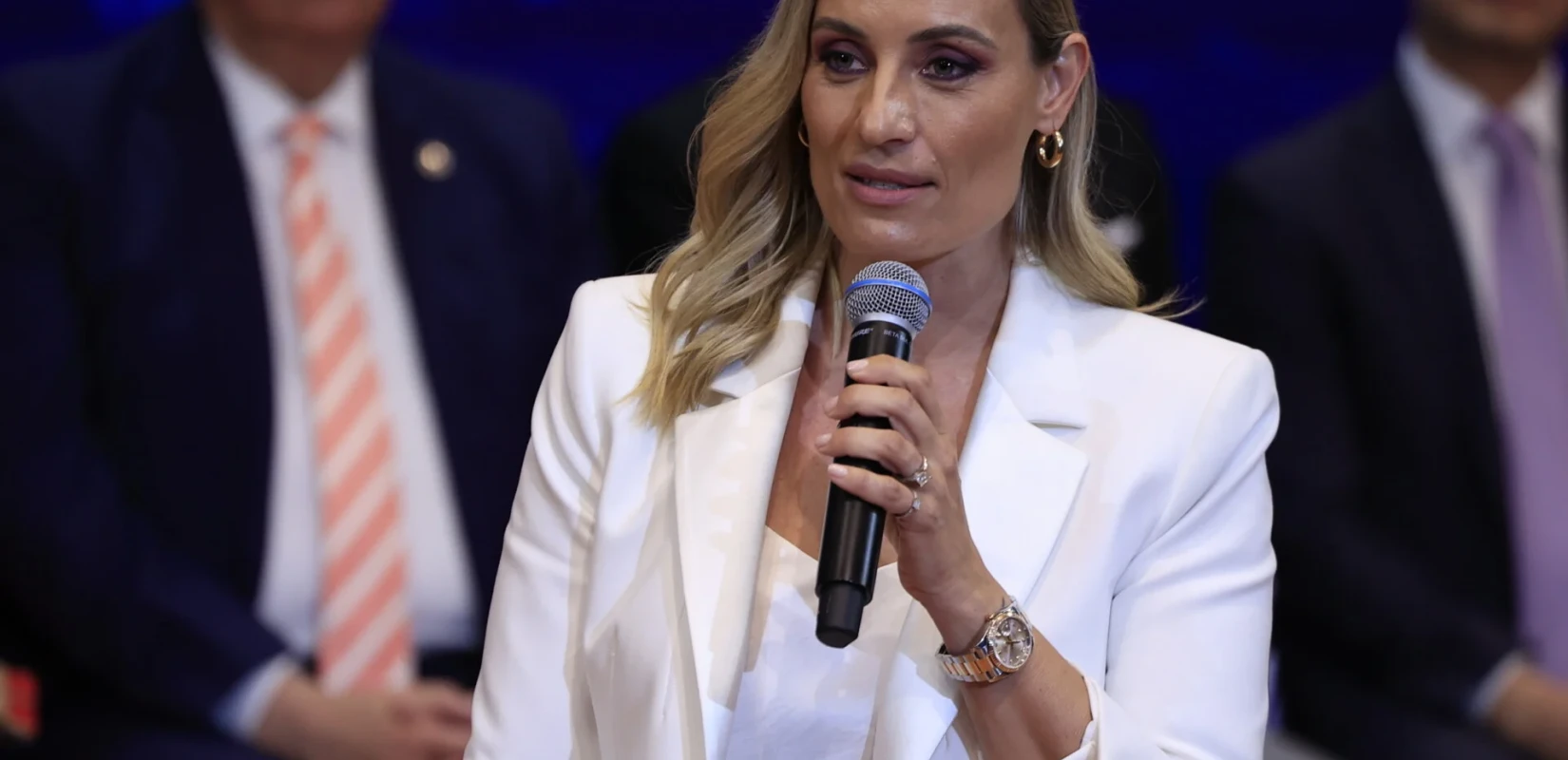 Ομόφωνα εγκρίθηκαν οι τροπολογίες της Ευρωβουλευτού της ΝΔ Ελεονώρας Μελέτη για την προστασία των ανηλίκων