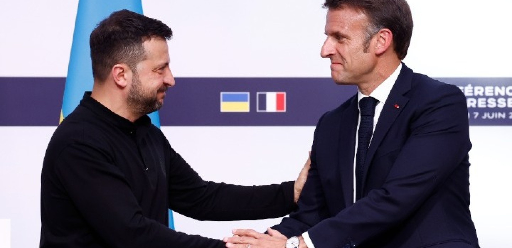 Γαλλία: Στρατιωτική βοήθεια ύψους 2 δισεκ. ευρώ προς την Ουκρανία ανακοίνωσε ο Μακρόν